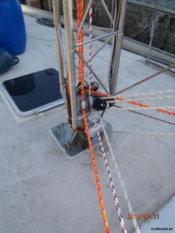 20140711 mast fallen