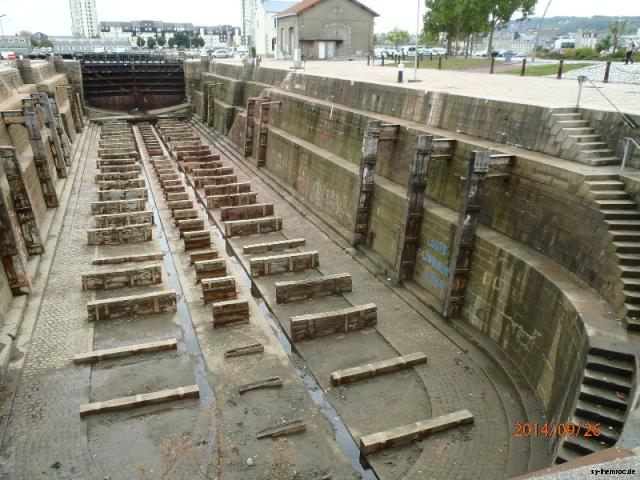 20140926 cherbourg trockendock